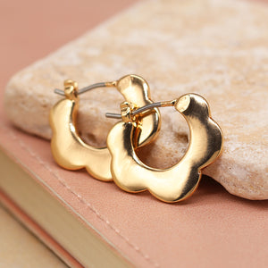 POM - Retro Style Flower Earrings | Faux Gold