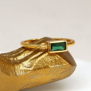 POM - Simple Ring with Rectangle Emerald | Gold Plated
